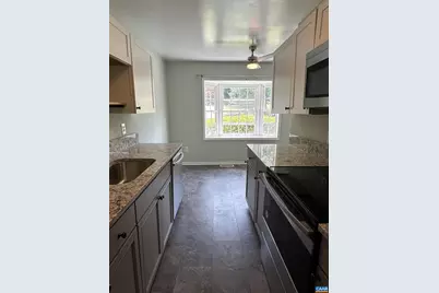 154 Brandywine Ct, Charlottesville, VA 22901 - Photo 3
