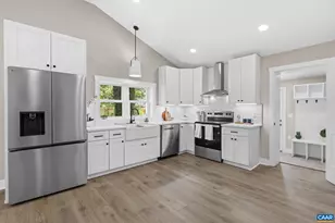 2155 Thomas Jefferson Dr, Charlottesville, VA 22902 - Photo 11