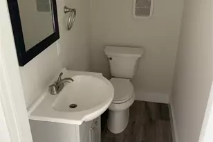1109 Myrtle St, Charlottesville, VA 22902 - Photo 11