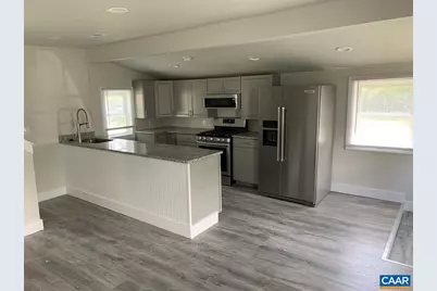 1109 Myrtle St #B, Charlottesville, VA 22902 - Photo 3