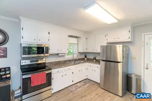 6920 Albevanna Spring Rd, Scottsville, VA 24590 - Photo 11