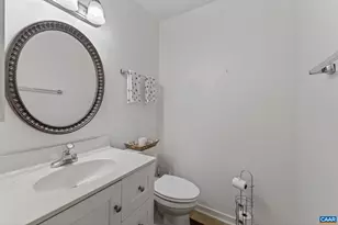 305 Starcrest Rd, Charlottesville, VA 22902 - Photo 23