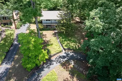 2200 Brandywine Dr, Charlottesville, VA 22901 - Photo 5