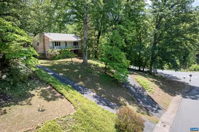 2200 Brandywine Dr, Charlottesville, VA 22901 - Photo 7
