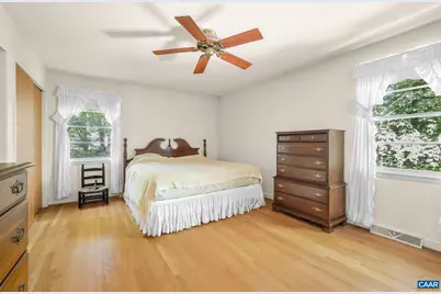 2514 Hillwood Pl, Charlottesville, VA 22901 - Photo 15