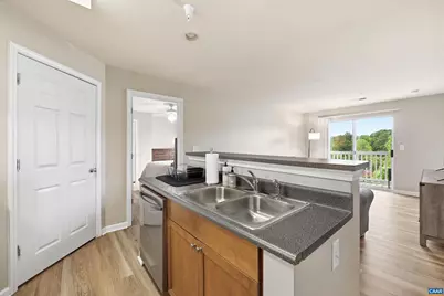 122 Yellowstone Dr #306, Charlottesville, VA 22903 - Photo 7
