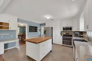 102 Bollingbrook Dr, Charlottesville, VA 22911 - Photo 13