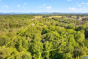 3288 Wooded Acres Ln, Charlottesville, VA 22911 - Photo 11