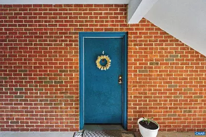 114 Turtle Creek Rd #4, Charlottesville, VA 22901 - Photo 3