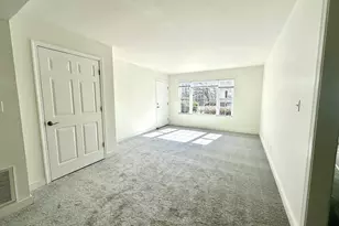 835 Fountain Ct, Charlottesville, VA 22901 - Photo 5