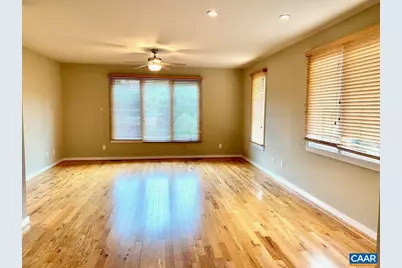 1013 Linden Ave #T, Charlottesville, VA 22902 - Photo 5