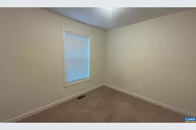 2402 Winthrop Dr, Charlottesville, VA 22911 - Photo 5