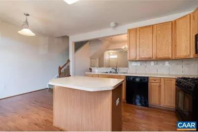 2138 Lockwood Dr, Charlottesville, VA 22911 - Photo 7