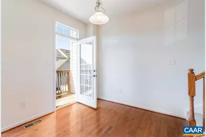2138 Lockwood Dr, Charlottesville, VA 22911 - Photo 9
