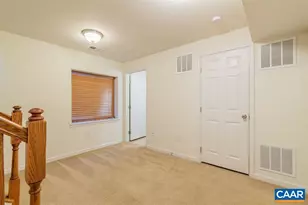 2138 Lockwood Dr, Charlottesville, VA 22911 - Photo 21