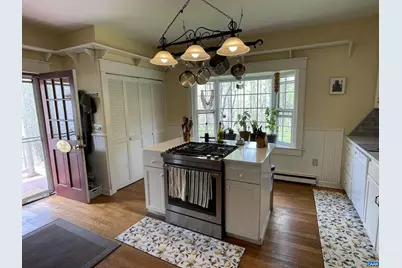 954 Old Lynchburg Rd #A, Charlottesville, VA 22903 - Photo 5