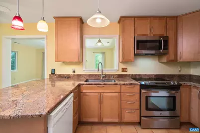 1238 Timberbranch Ct, Charlottesville, VA 22902 - Photo 7