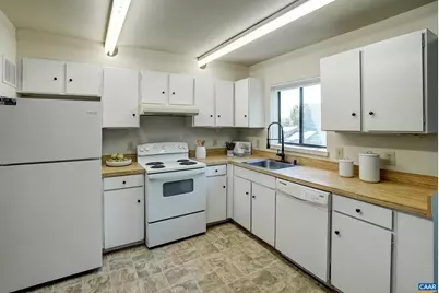239 Harvest Dr, Charlottesville, VA 22903 - Photo 17