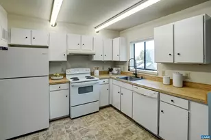 239 Harvest Dr, Charlottesville, VA 22903 - Photo 17