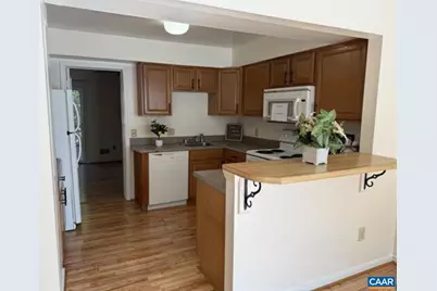 638 A Crumpet Ct, Charlottesville, VA 22901 - Photo 3