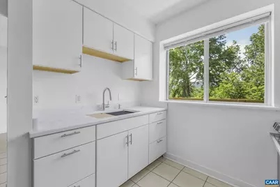 1604 Monticello Ave #A, Charlottesville, VA 22902 - Photo 9