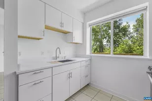 1604 Monticello Ave, Charlottesville, VA 22902 - Photo 9