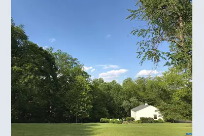 1100 West Leigh Dr, Charlottesville, VA 22901 - Photo 5