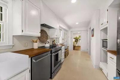 102 Meadowbrook Ct, Charlottesville, VA 22901 - Photo 11