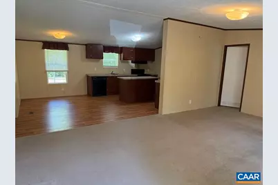 184 Ivy Ave, Howardsville, VA 24562 - Photo 7