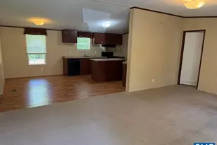 184 Ivy Ave, Howardsville, VA 24562 - Photo 7