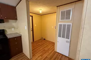 184 Ivy Ave, Howardsville, VA 24562 - Photo 21