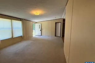 184 Ivy Ave, Howardsville, VA 24562 - Photo 5