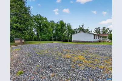 2026 Banton Shop Rd, Dillwyn, VA 23936 - Photo 33