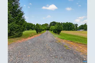 2026 Banton Shop Rd, Dillwyn, VA 23936 - Photo 39