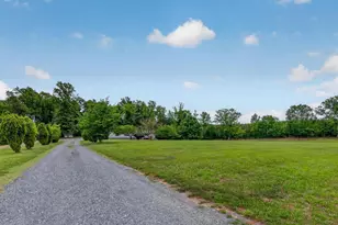 2026 Banton Shop Rd, Dillwyn, VA 23936 - Photo 35