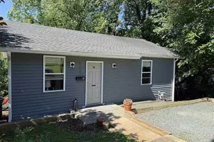 1304 Poplar St, Charlottesville, VA 22902 - Photo 1