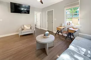 1304 Poplar St, Charlottesville, VA 22902 - Photo 5