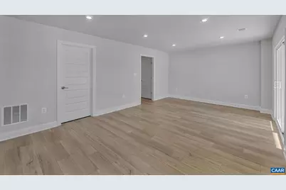 3046 Farrow Cir, Charlottesville, VA 22901 - Photo 9