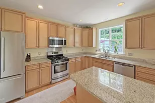 1102 St Charles Ct, Charlottesville, VA 22901 - Photo 5