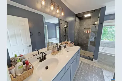 1102 Saint Charles Ct, Charlottesville, VA 22901 - Photo 11