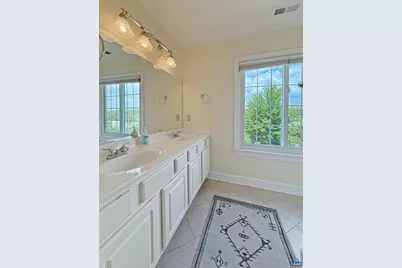 1102 Saint Charles Ct, Charlottesville, VA 22901 - Photo 15