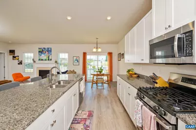 3013 Sun Valley Dr, Charlottesville, VA 22903 - Photo 3