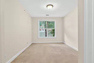 949 Glenwood Station Ln, Charlottesville, VA 22901 - Photo 21
