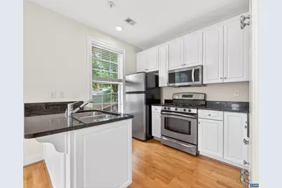 949 Glenwood Station Ln #101, Charlottesville, VA 22901 - Photo 17