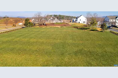 1725 Belvedere Pl, Charlottesville, VA 22901 - Photo 13