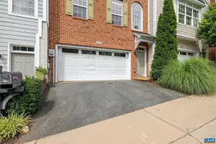 161 Brookwood Dr, Charlottesville, VA 22902 - Photo 5