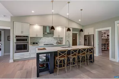 401 Lochlyn Hill Dr, Charlottesville, VA 22901 - Photo 15