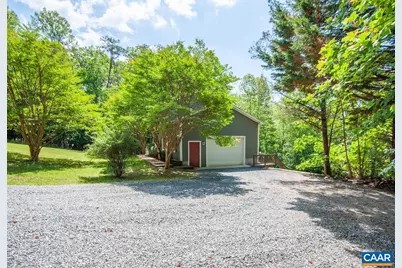 459 Lakeland Ln, Faber, VA 22938 - Photo 5