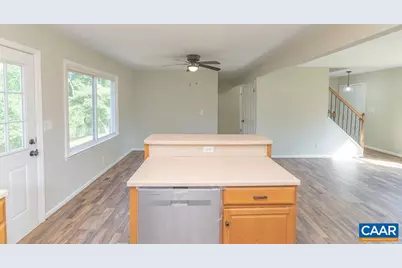 102 Dorset Ct, Charlottesville, VA 22911 - Photo 11