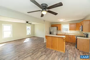102 Dorset Ct, Charlottesville, VA 22911 - Photo 5